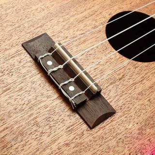 dan-ukulele-chateau-c08-u2300-03.jpg